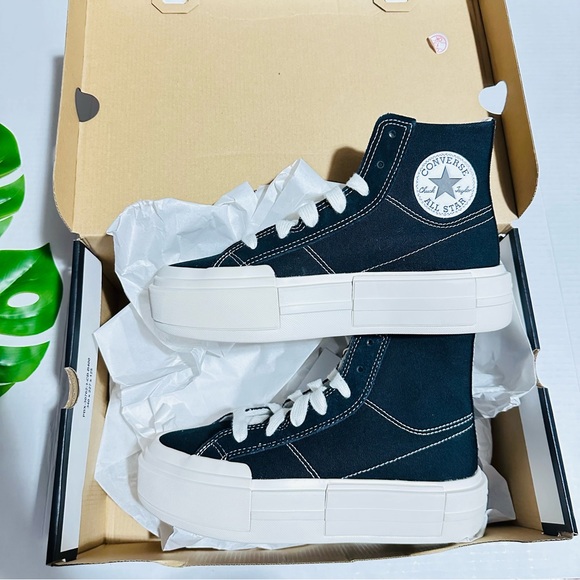Converse Cruise Unisex High Top Shoe NEW - Picture 2 of 14
